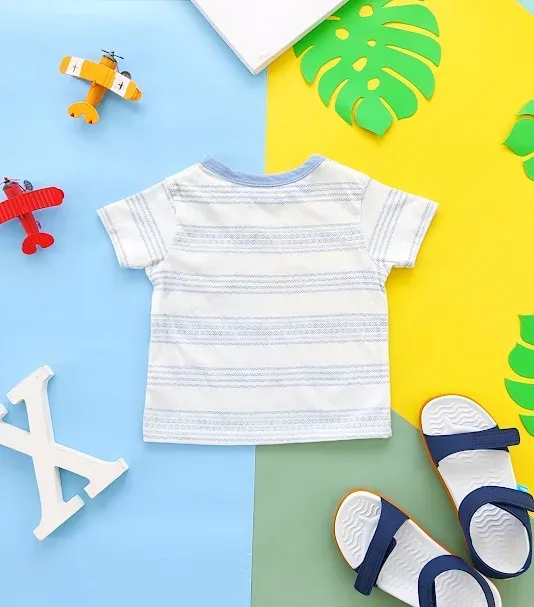 Camiseta para  niño The Children Place a rayas color blanco
