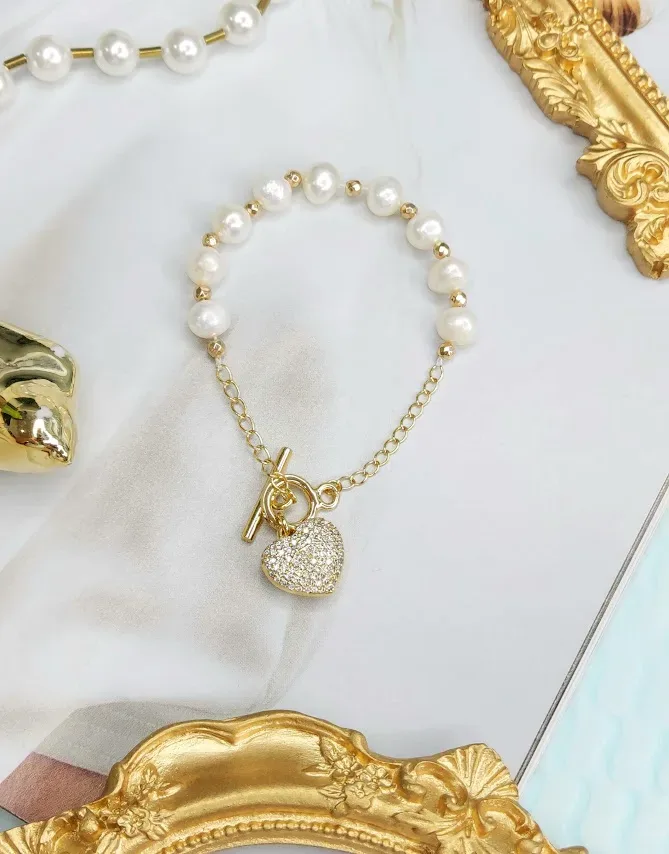 Pulsera de piedras naturales para dama color dorado
