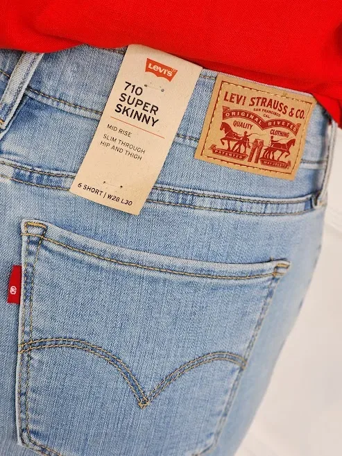 Jeans Levi's para dama 710-0420 super skinny