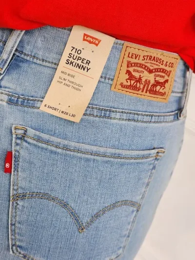 Jeans Levi's para dama 710-0420 super skinny
