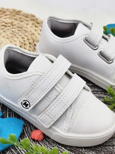 Tenis Molekinho para niño color blanco