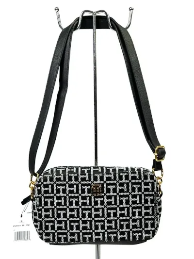Bolso Tommy Hilfiger para dama color negro