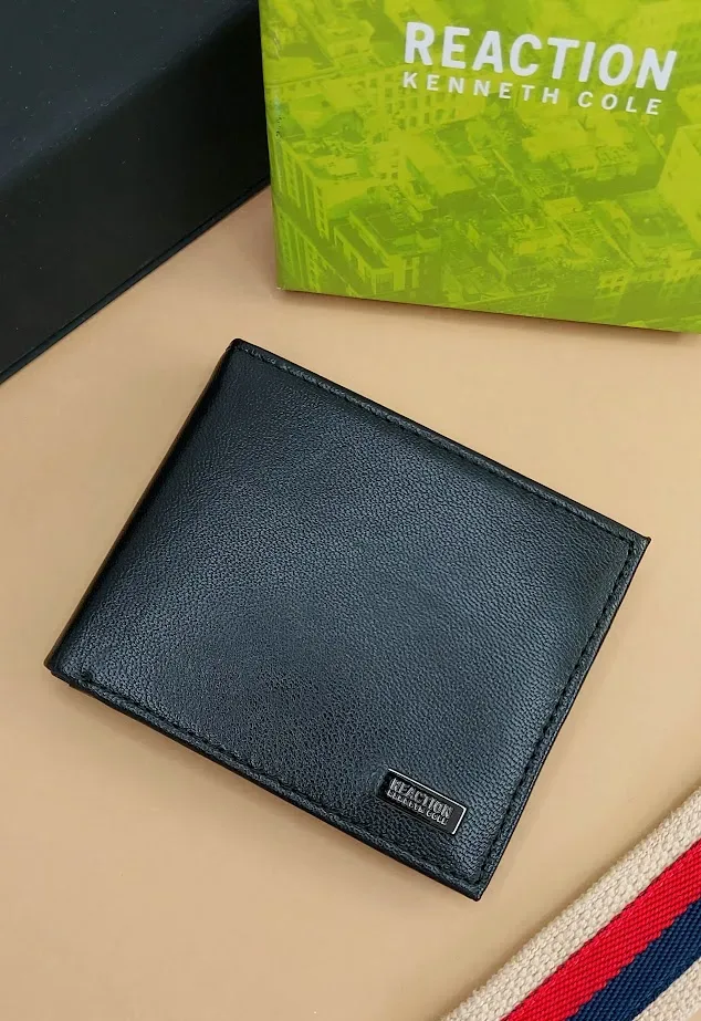 Billetera Reaction Kenneth Cole para caballero