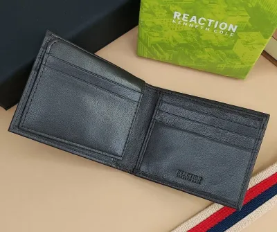 Billetera Reaction Kenneth Cole para caballero
