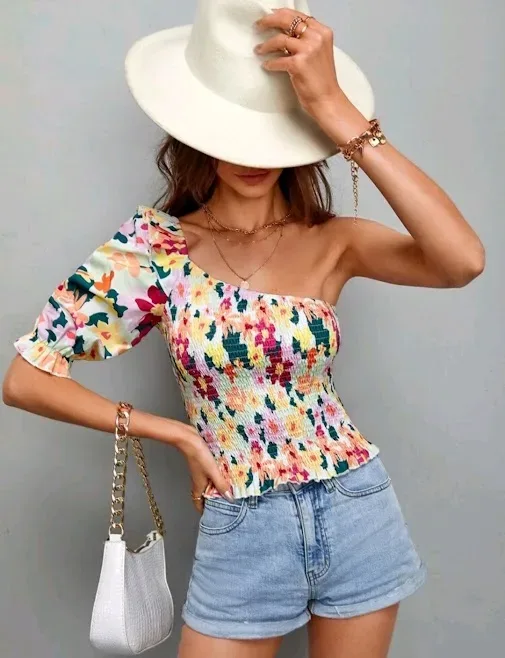 Blusa para dama con estampado floral