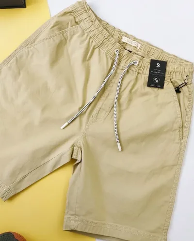 Short para caballero color beige