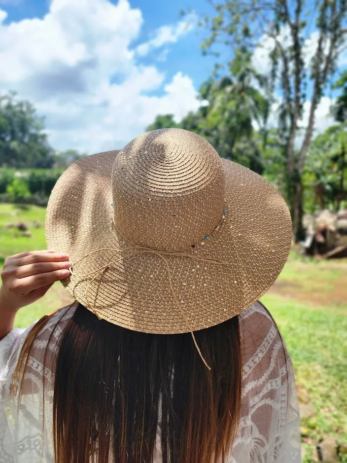Sombrero para dama color beige