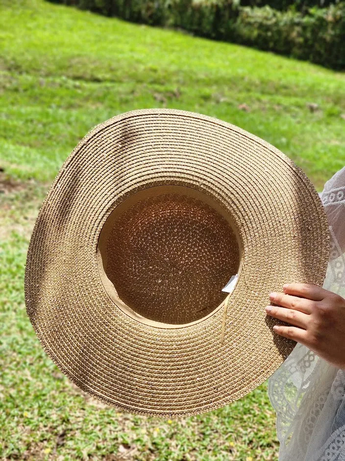 Sombrero para dama color beige