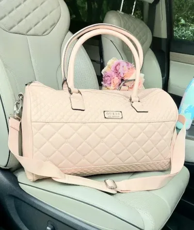 Bolso Guess para dama color rosa