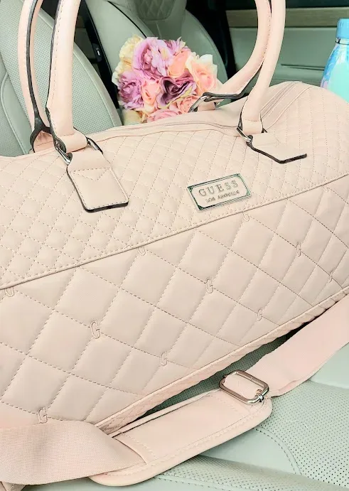 Bolso Guess para dama color rosa