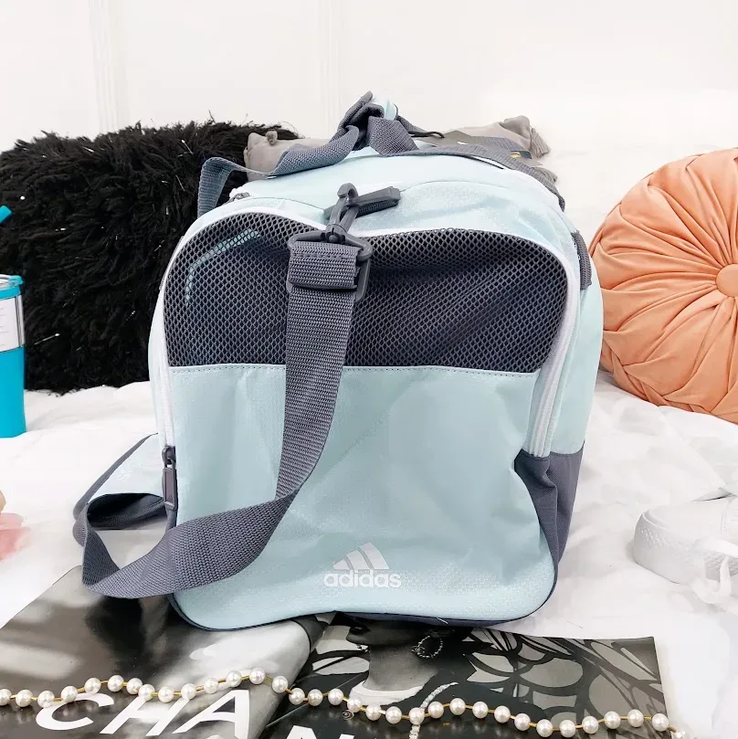 Bolso Adidas para dama color verde menta y gris