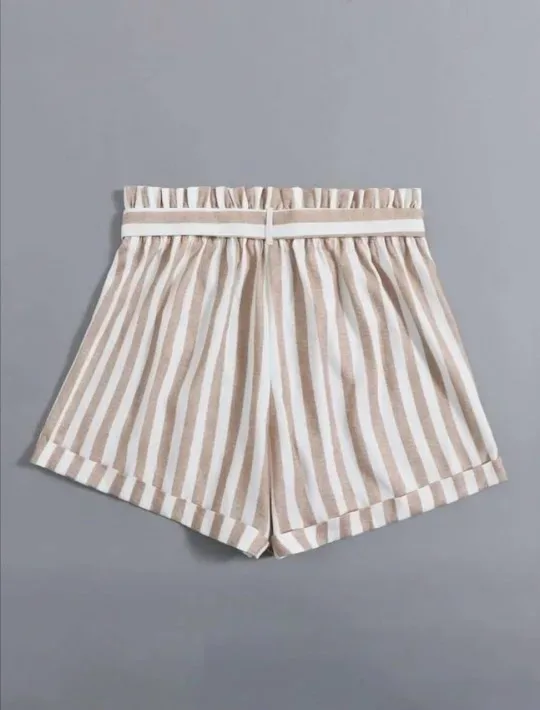 Short para dama diseño a rayas color café y blanco