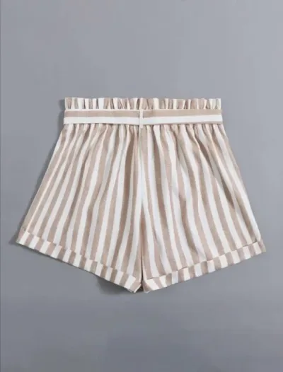 Short para dama diseño a rayas color café y blanco
