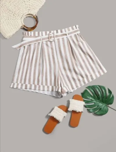 Short para dama diseño a rayas color café y blanco
