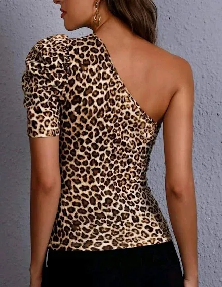 Blusa para dama un hombro estilo animal print
