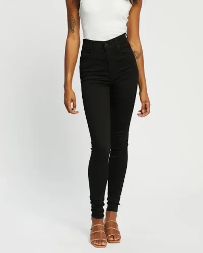Jeans para dama Levi's Mile High Super Skinny 0106 color negro