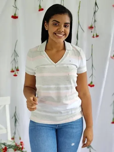 Camiseta Tommy Hilfiger para dama, diseño rayas