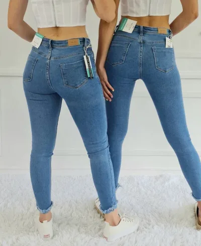 Jeans para dama Kan Can SJ-309 color celeste
