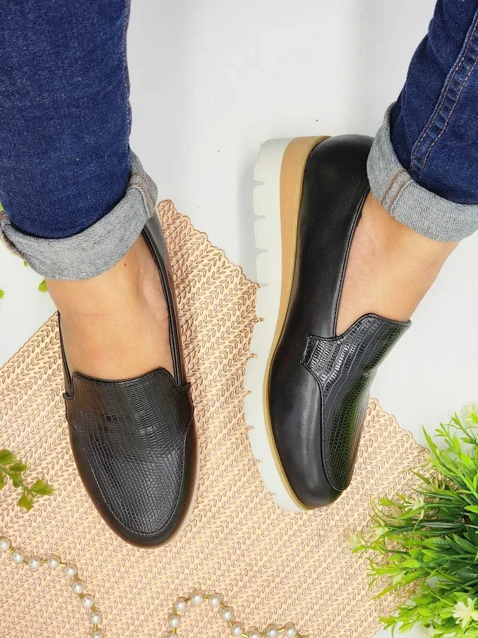 Zapatos para dama Creta Black Pu