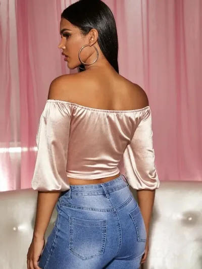 Blusa para dama color rosa satén con cordón delantero de hombros descubiertos
