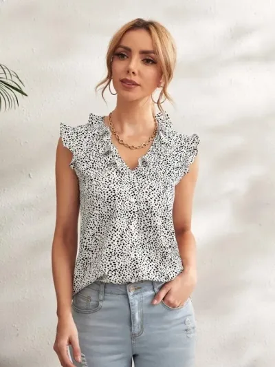 Blusa para dama color blanco de lunares