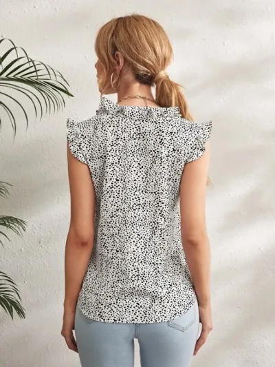 Blusa para dama color blanco de lunares
