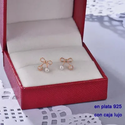 Par de aretes de plata 925 para dama diseño mini lazo