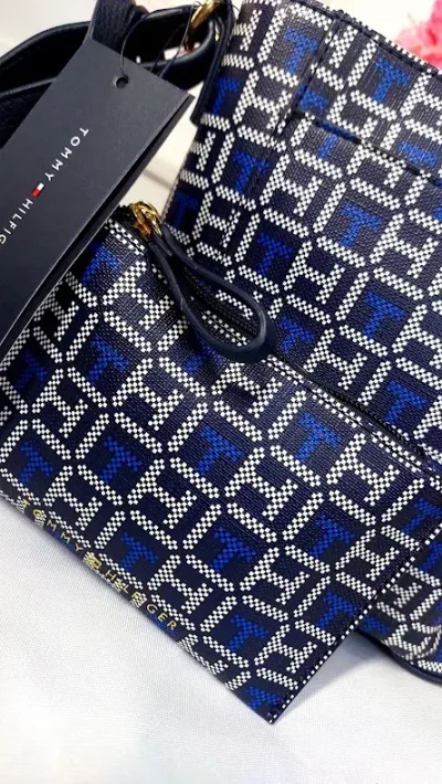 Bolso de hombro Tommy Hilfiger para dama color azul