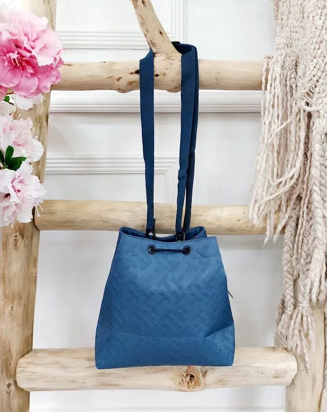 Mochila Tommy Hilfiger para dama colo azul