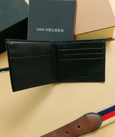 Billetera Van Heusen para caballero color negro
