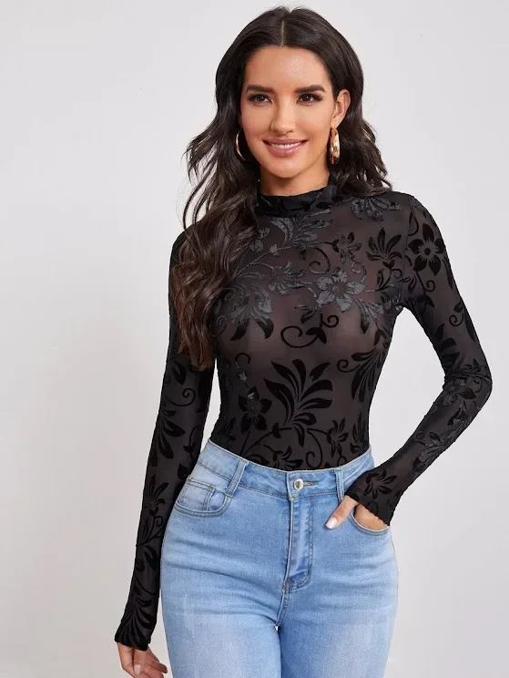 Top para dama color negro de malla floral cuello alto
