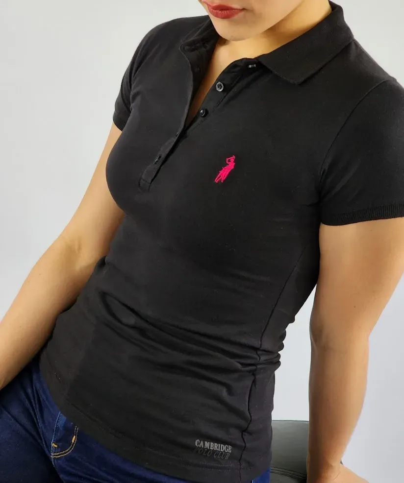 Camiseta Polo Cambrige Club para dama color negro