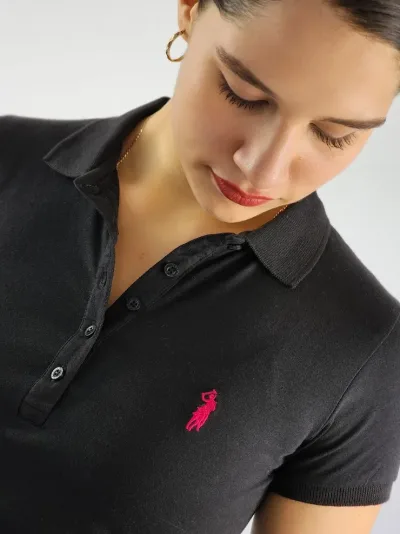Camiseta Polo Cambrige Club para dama color negro