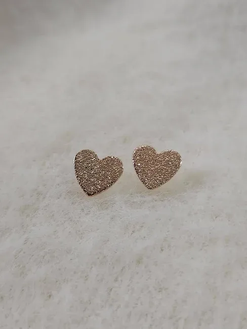 Aretes para dama de fantasía con diseño de corazón