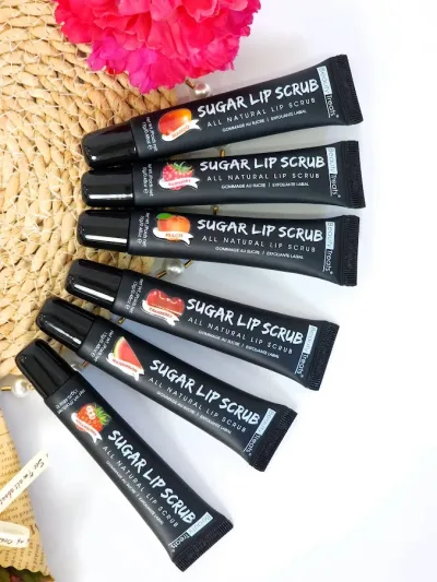 Exfoliantes para labios, sabor y olor al azar.