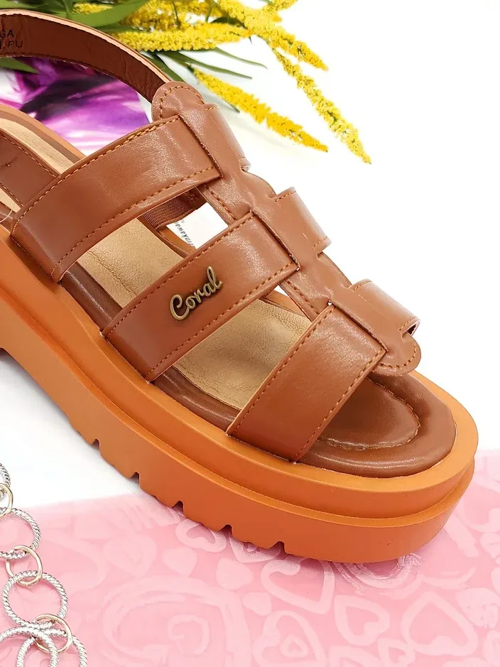 Sandalias Coral para dama Helga Camel Pu
