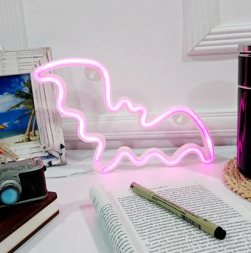 LED decorativa alámbrica USB y batería en diseño de murciélago