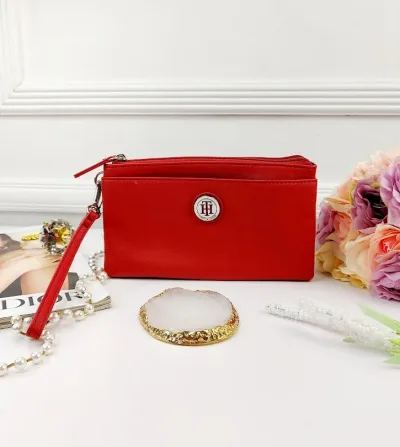 Cartera Tommy Hilfiger para dama color rojo