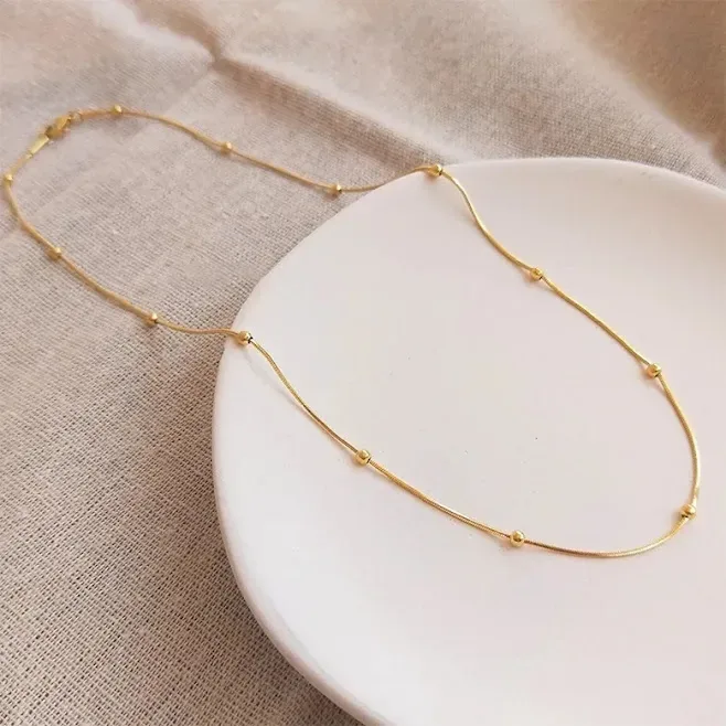 Collar para dama de acero de titanio