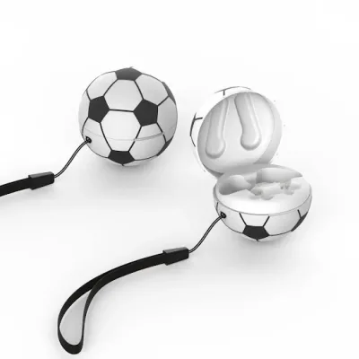 Audifonos inalámbricos diseño de bola de futbol color blanco y negro