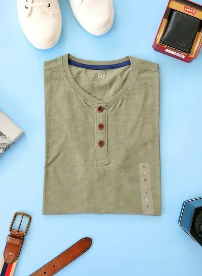Camiseta GAP para caballero color verde