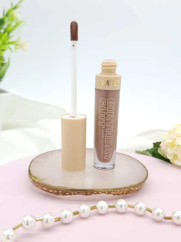 Labial AMUSE liquido matte tono Lace
