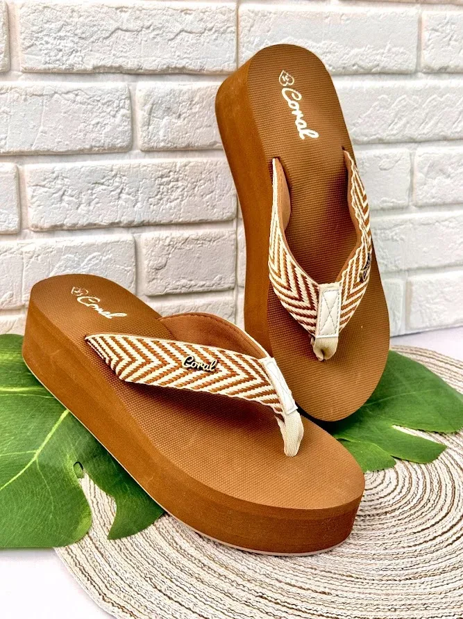 Sandalias Coral Marnie Tan para Dama