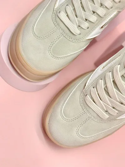 Tennis Sabata para dama 1411203A BEIGE/GOLD