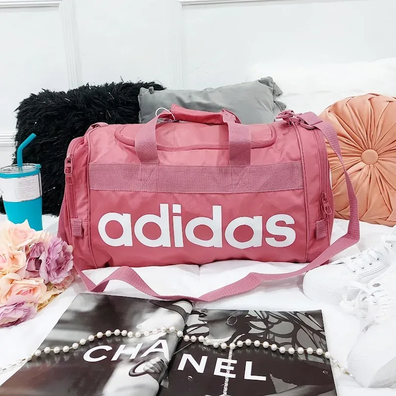 Bolso Adidas para dama color rosa y blanco