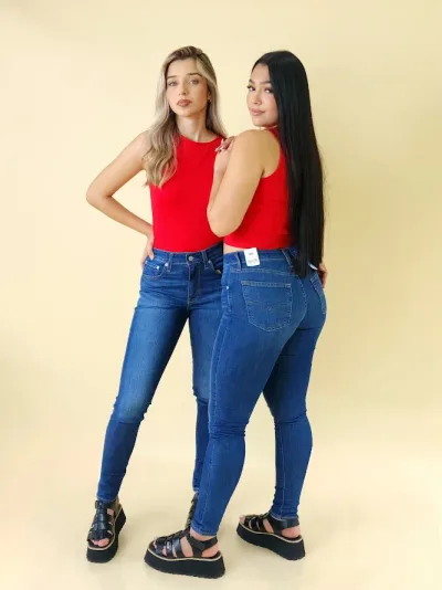 Jeans Levi´s para dama 721-0790
