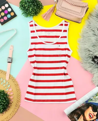 Camiseta Tommy Hilfiger para dama con diseño a rayas