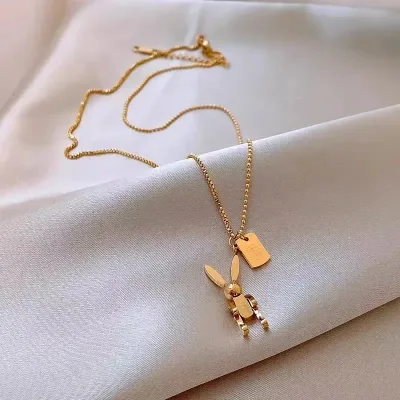 Collar de acero de Titanio para dama color dorado