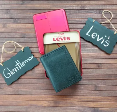Billetera Levi´s para caballero