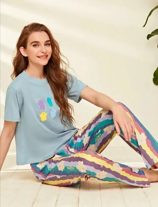 Pijama para dama color celeste con diseños
